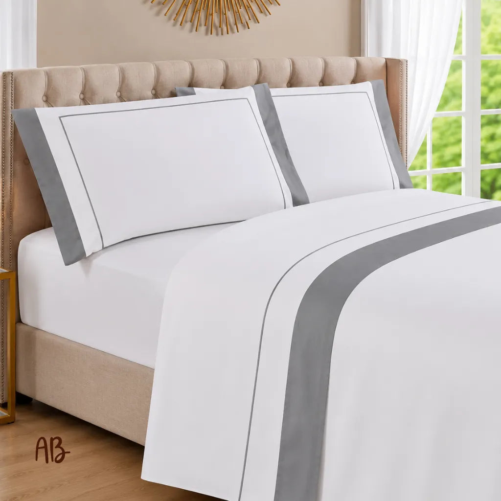 Completo lenzuola in raso Elegance con piping colore Grigio